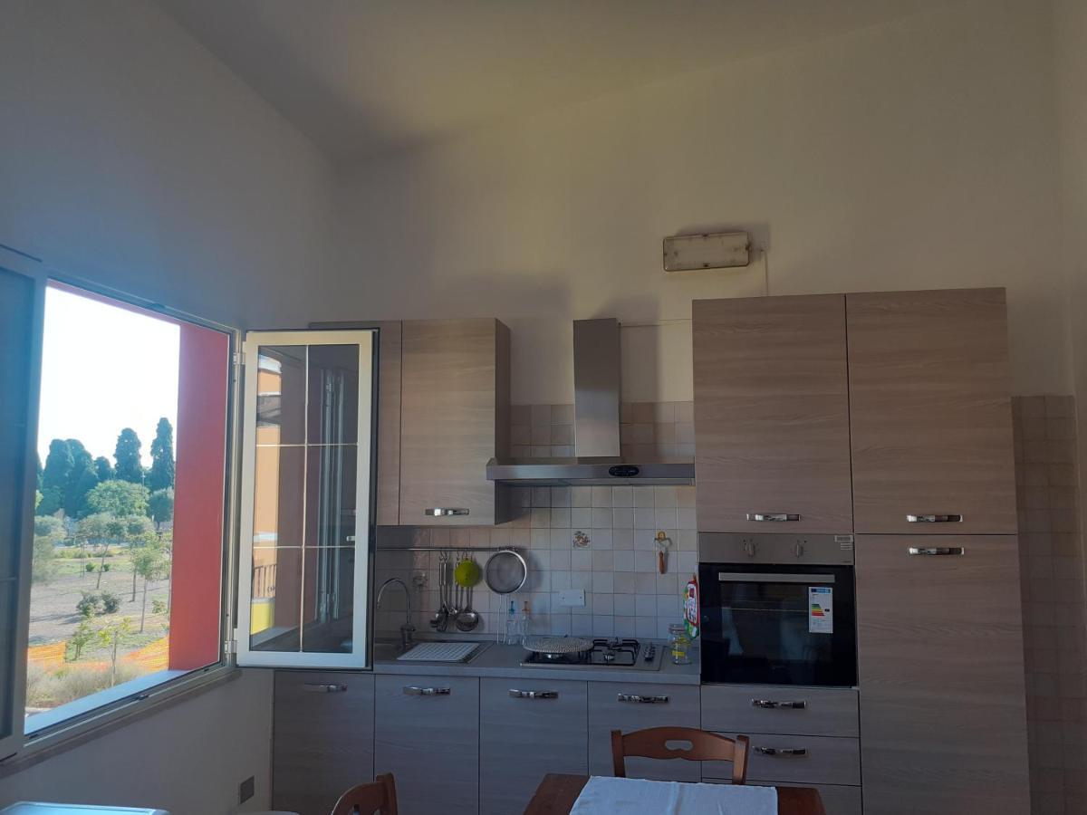 Appartamento A Pula In Zona Residenziale Eksteriør bilde
